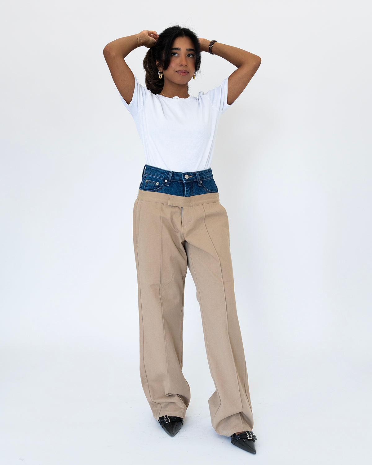 Beige Jeans