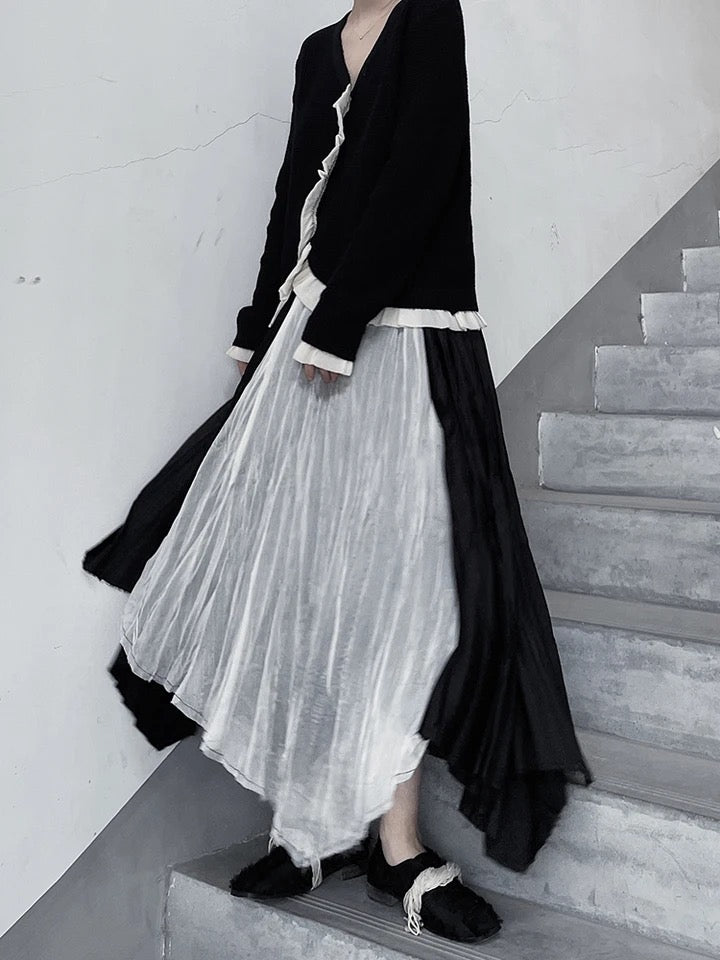 Contrast skirt